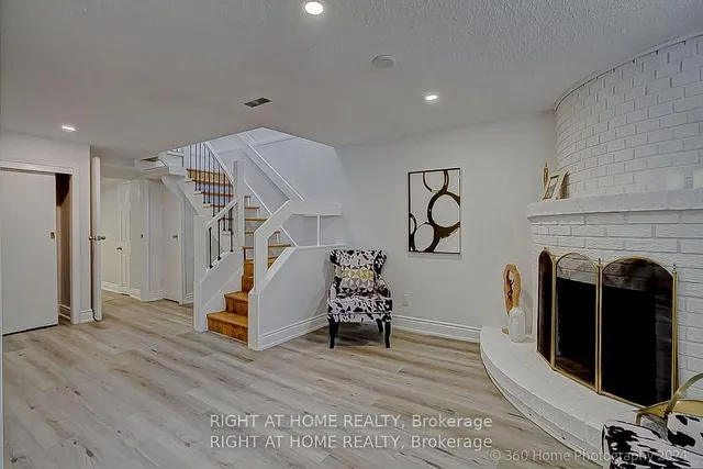 Additional image 22 of 28 wyndcliff Cres