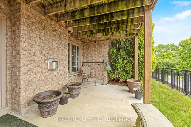 Additional image 28 of 165 Chandos Dr Unit 18