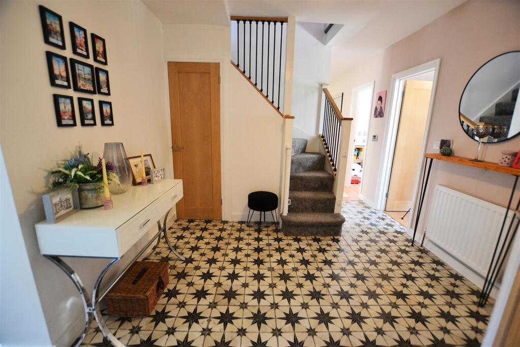 Additional image 8 of Great North Road, Welwyn Garden City