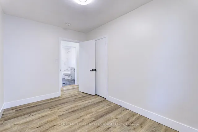 Additional image 13 of 178 Cloverdale Ave