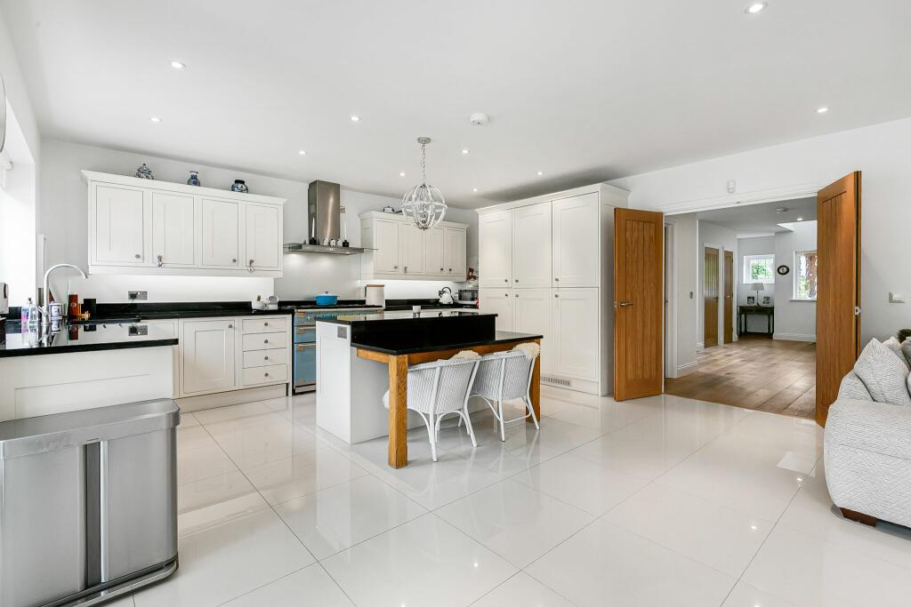 Additional image 9 of Georges Wood Road, Brookmans Park, AL9