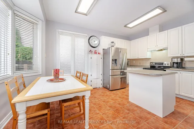 Additional image 11 of 75 Harbourtown Cres