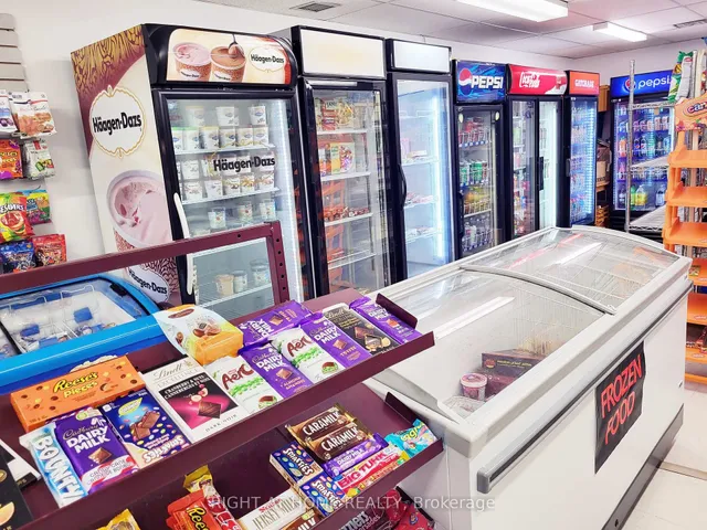 Additional image 26 of 77 Maitland Pl Unit 1906