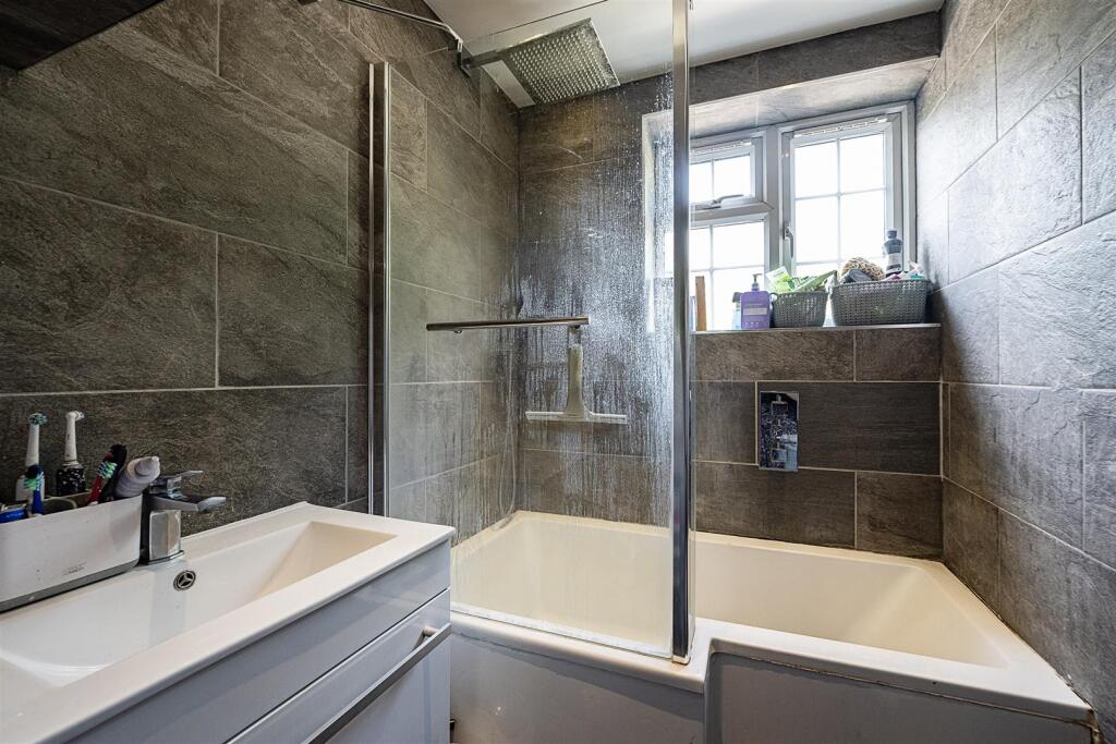 Additional image 10 of Broomfield Road, Welwyn