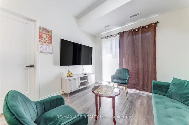 Additional image 13 of 2789 Eglinton Ave Unit 431