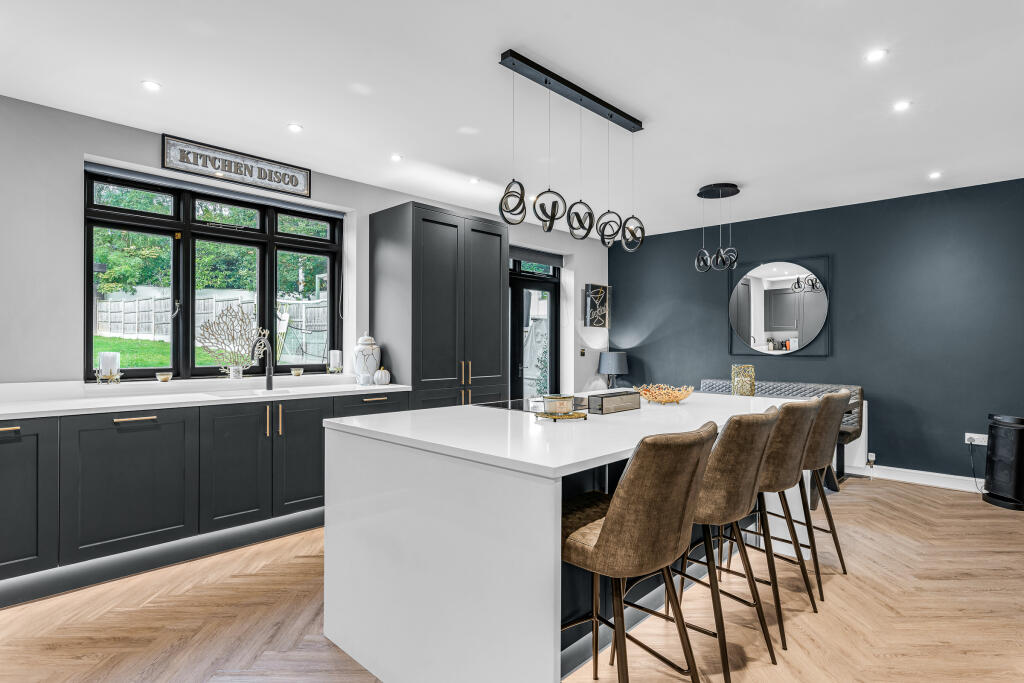 Additional image 11 of Canonsfield Road, Welwyn, Hertfordshire, AL6