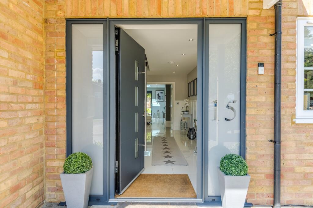 Additional image 2 of Marlborough Close, Oaklands, Welwyn, Hertfordshire, AL6