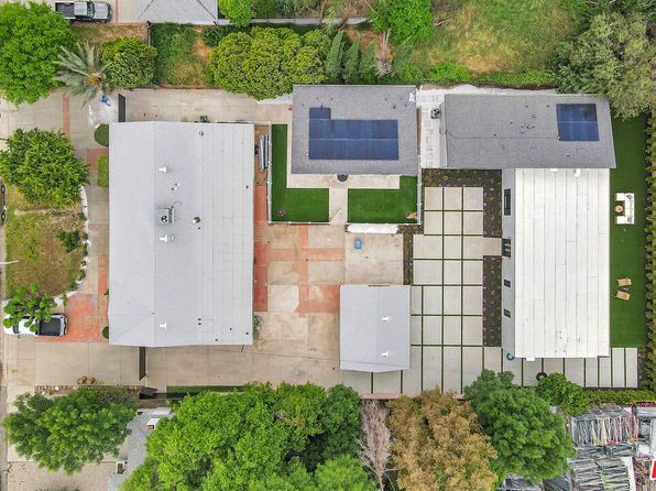 19513 Cantara St, Reseda, CA 91335