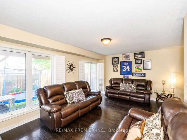 Additional image 38 of 38 Betty Nagle St