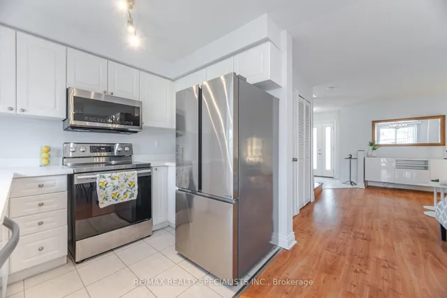 Additional image 18 of 21 Silo Crt