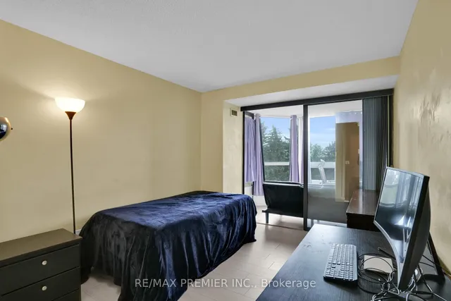 Additional image 27 of 8 Lisa St Unit 505