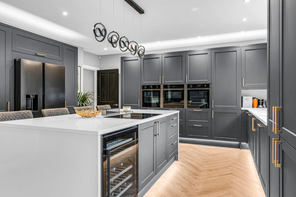 Additional image 10 of Canonsfield Road, Welwyn, Hertfordshire, AL6