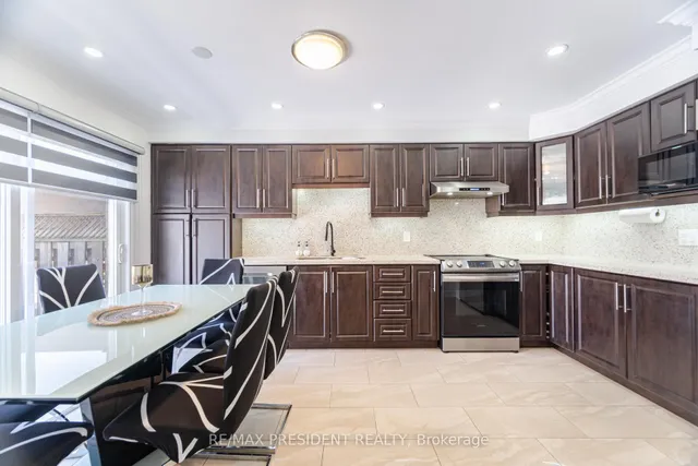 Additional image 13 of 58 Frontenac Cres