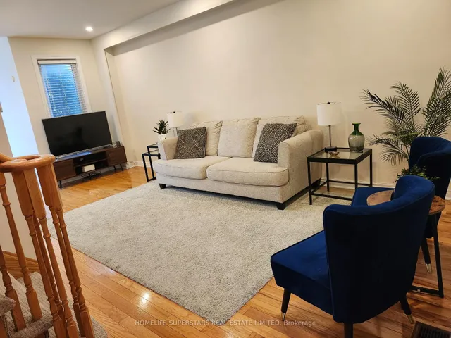 Additional image 10 of 13 Rocky Point Cres