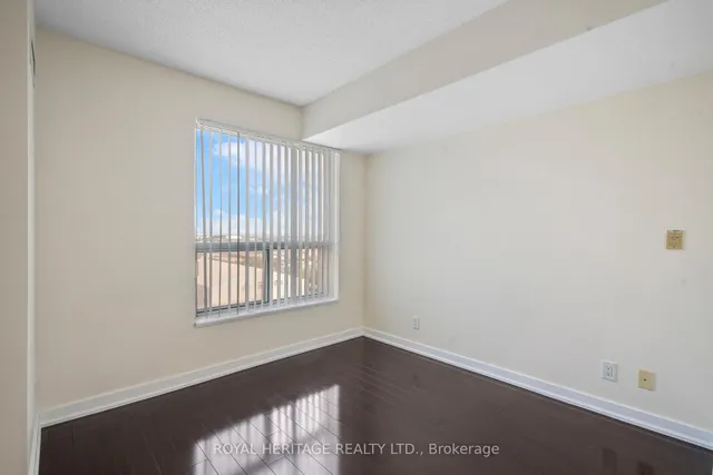 Additional image 15 of 38 Lee Centre Dr Unit 1716