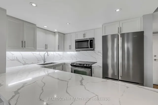 Additional image 13 of 85 East Liberty St Unit 715