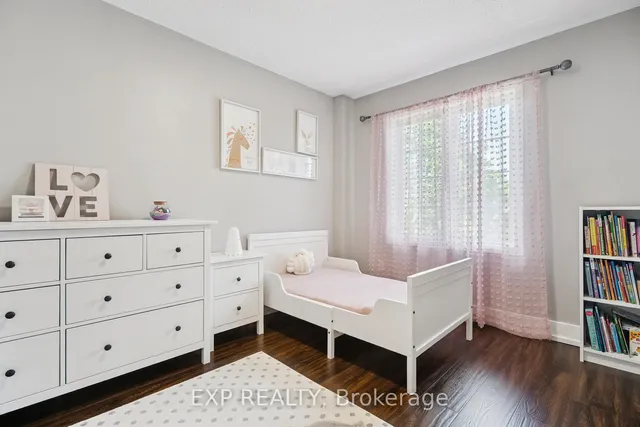 Additional image 30 of 132 Harnesworth Cres