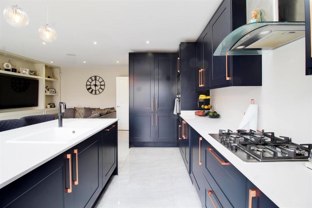 Additional image 14 of Huggins Lane, Welham Green