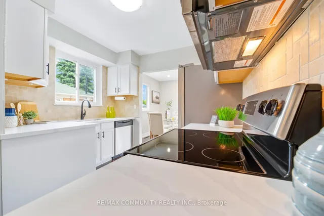 Additional image 36 of 22 Miramar Cres