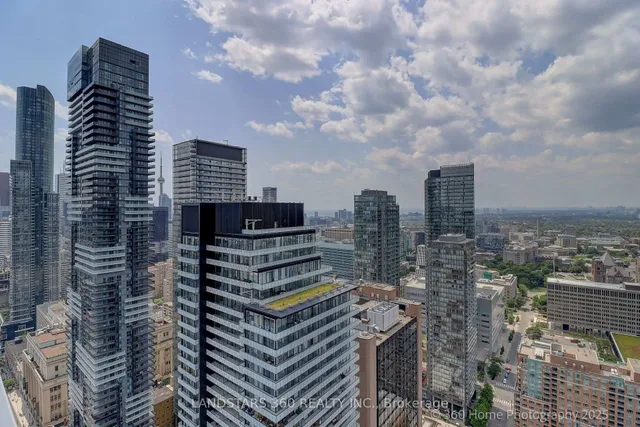 Additional image 24 of 501 Yonge St Unit 4202