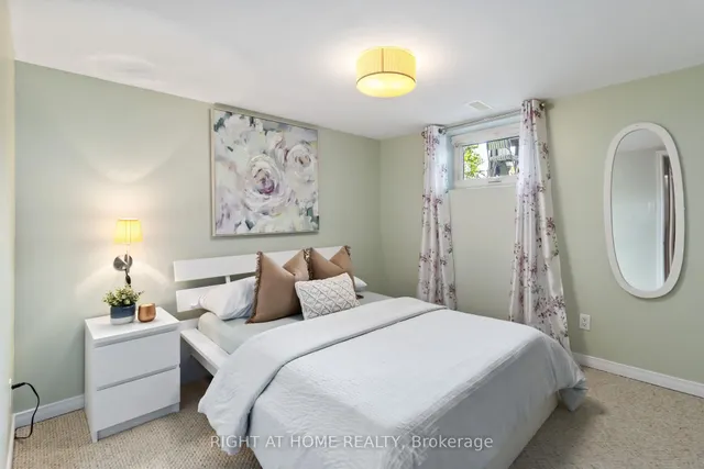 Additional image 31 of 7 Brenda Ave