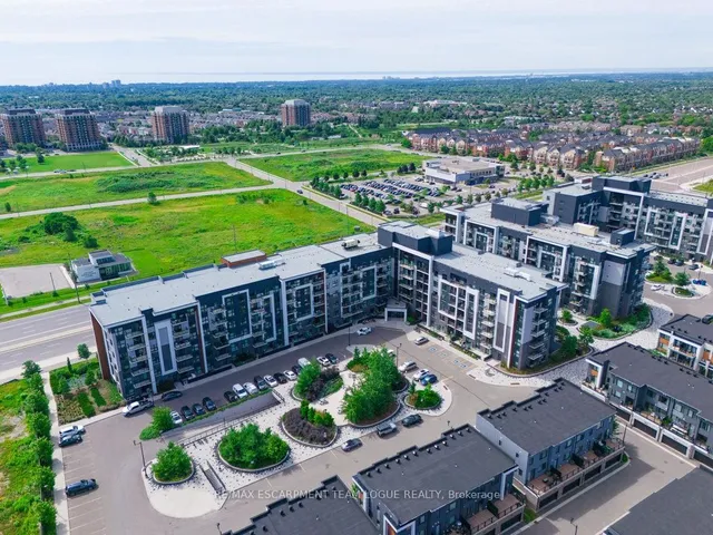 Additional image 46 of 128 GROVEWOOD COMMON Unit 509