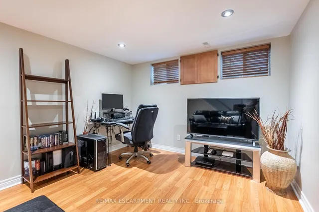 Additional image 30 of 1375 Christina Crt