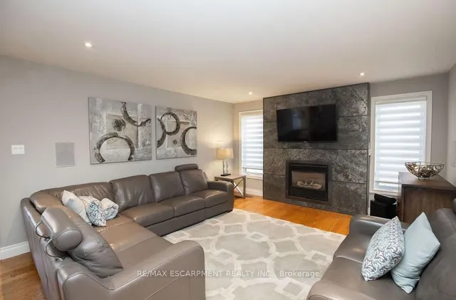 Additional image 14 of 10 Shadeland Cres