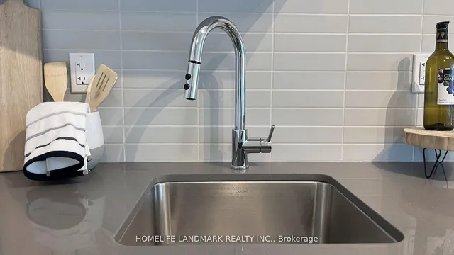 Additional image 16 of 2221 Yonge St Unit 3304