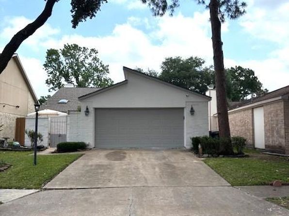 3407 S Briar Knoll Dr, Houston, TX 77082