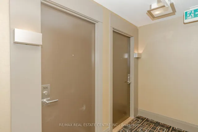 Additional image 7 of 15 Zorra St Unit 506