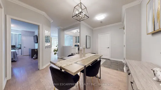 Additional image 8 of 3351 Cawthra Rd Unit 218