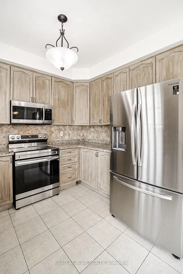 Additional image 17 of 176 Cooke Cres