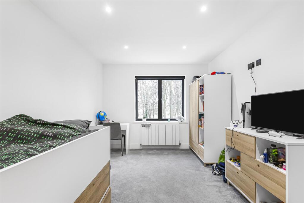 Additional image 27 of Firs Walk, Tewin