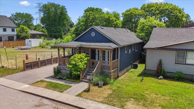 Additional image 6 of 4 Rembe Ave