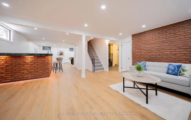 房产图片 36 - 28 Allangrove Cres