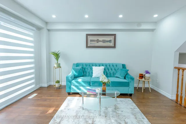 Primary image of 337 Fleetwood Cres