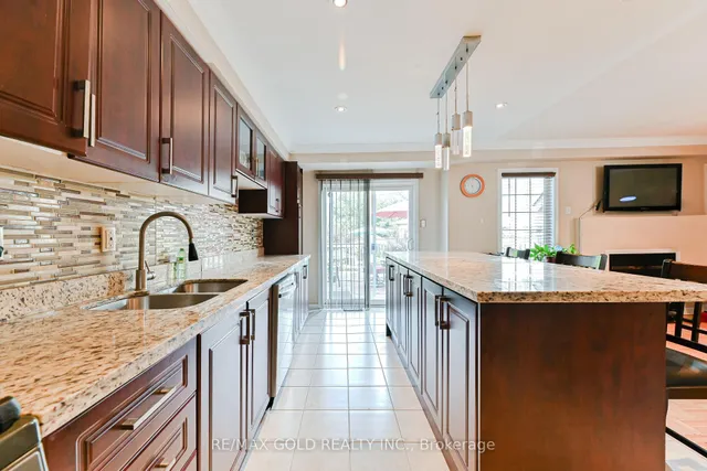 Additional image 14 of 48 Nostalgia Crt