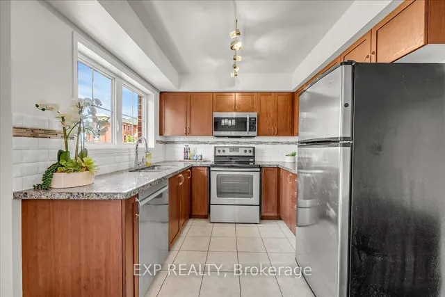 Additional image 2 of 2468 Post Rd Unit 14