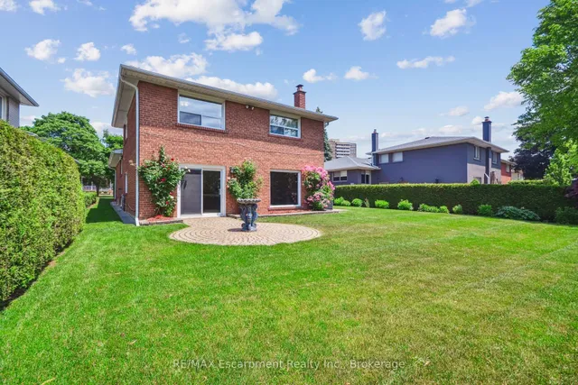 Additional image 39 of 3212 Cedartree Cres