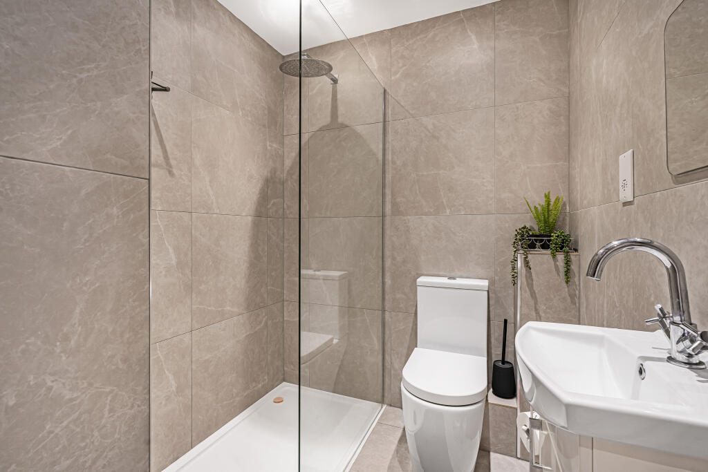 Additional image 20 of Dixons Hill Close, Welham Green, Hatfield, AL9