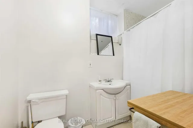 Additional image 26 of 499 Palmerston Blvd