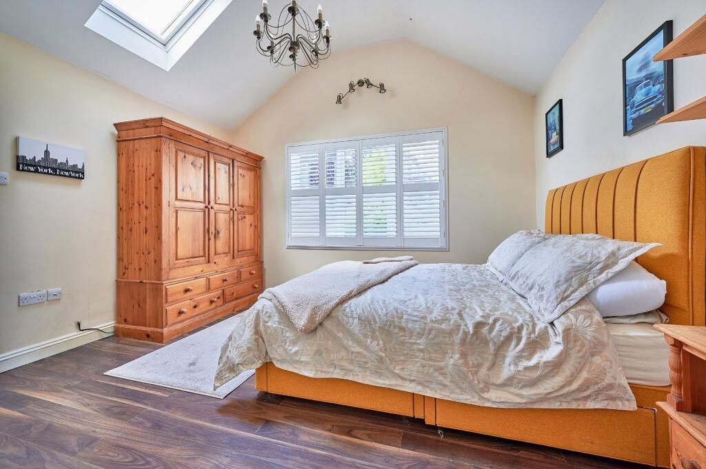 Additional image 13 of Park Street Lane, Park Street, St. Albans, Hertfordshire, AL2