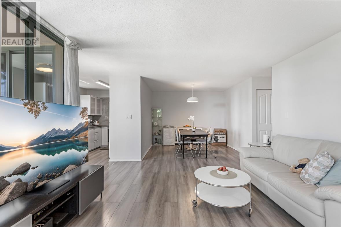 310 7288 ACORN AVENUE|Burnaby, British Columbia V5E4H6