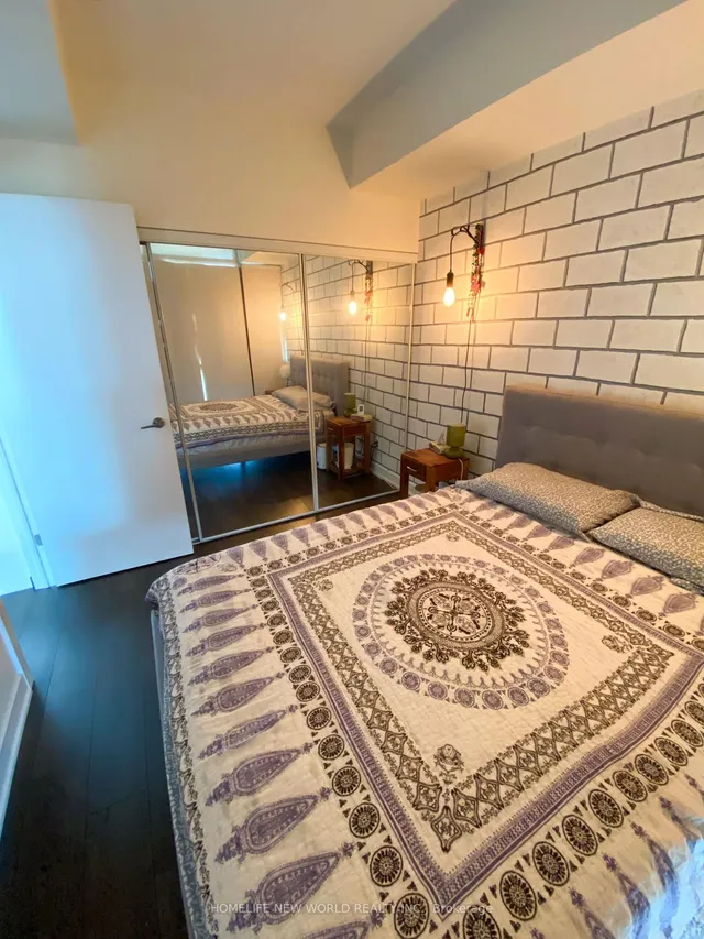 Additional image 21 of 169 Fort York Blvd Unit 528