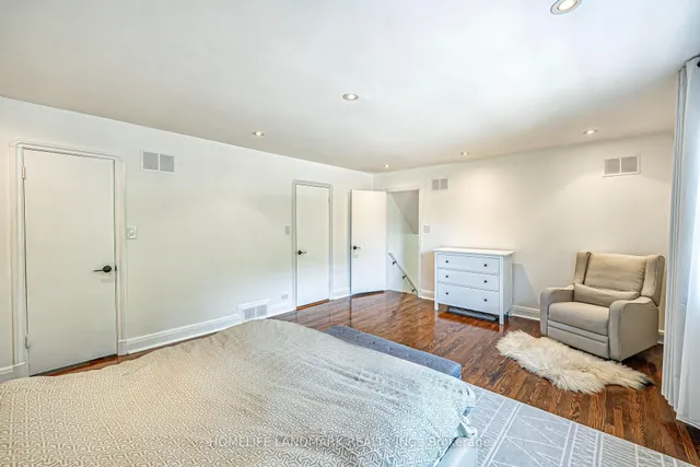 Additional image 18 of 212 York Mills Rd