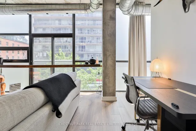 Additional image 18 of 60 Bathurst St Unit 211