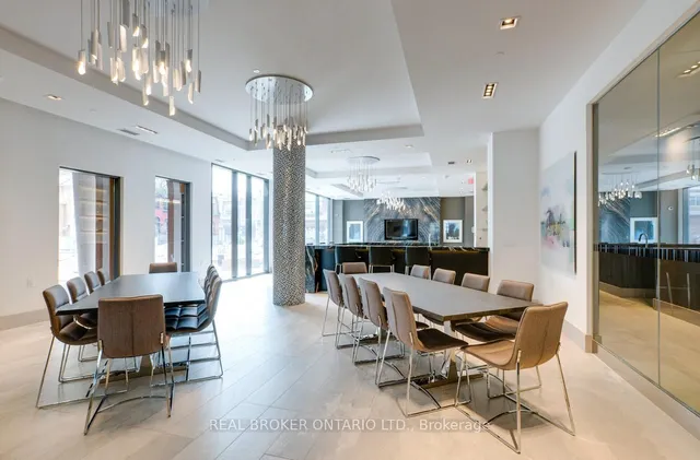 Additional image 29 of 525 Adelaide St Unit 215