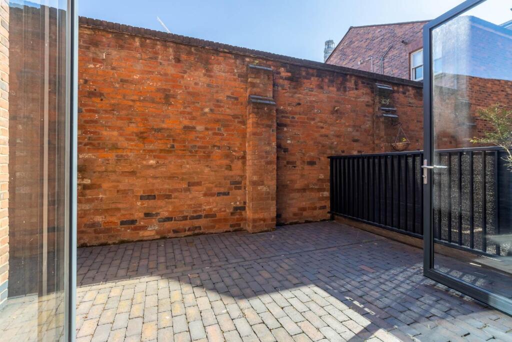 Additional image 32 of St Paul's Court, St. Paul's Square, Birmingham