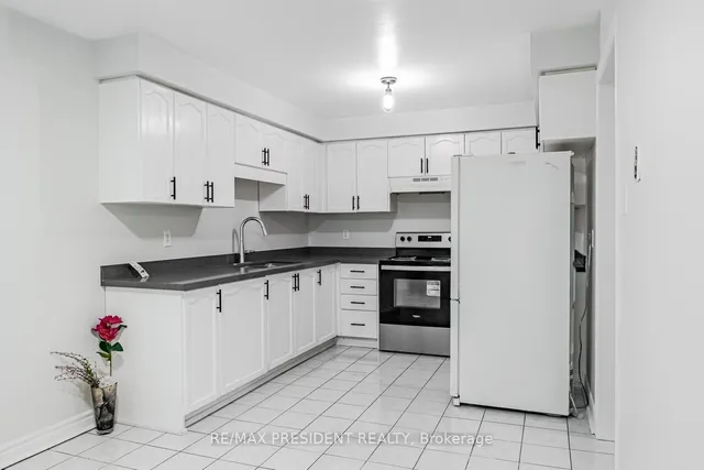 Additional image 12 of 125 Ural Circ